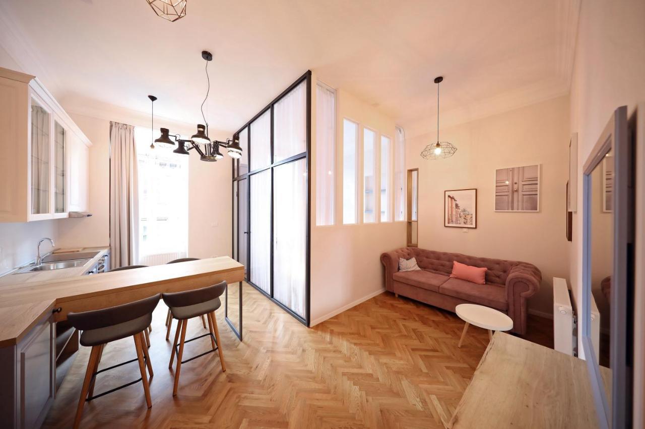 Swanky Central Apartments Zagreb Dış mekan fotoğraf